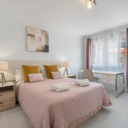 Apartment Afirama 1 *